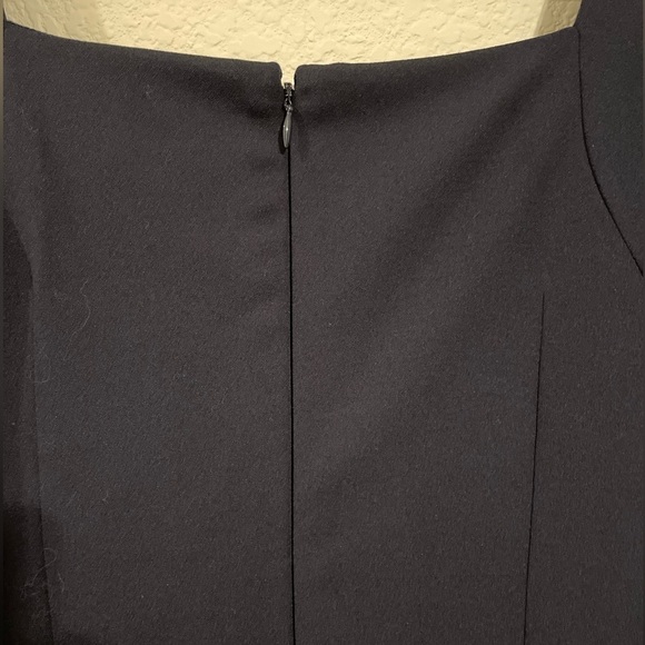 Tahari Women’s Jumpsuit Size 10 Blue Stretch Business Causal Academia Classic - Picture 8 of 17